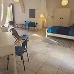 Zoe Ψεματισμένος