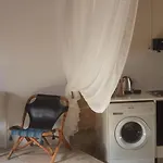 Zoe Ψεματισμένος